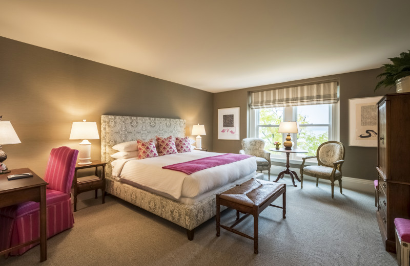 Guest room at The Inns of Aurora.