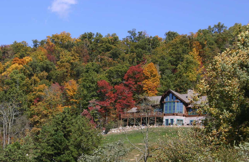 Exterior view of Wildberry Lodge.