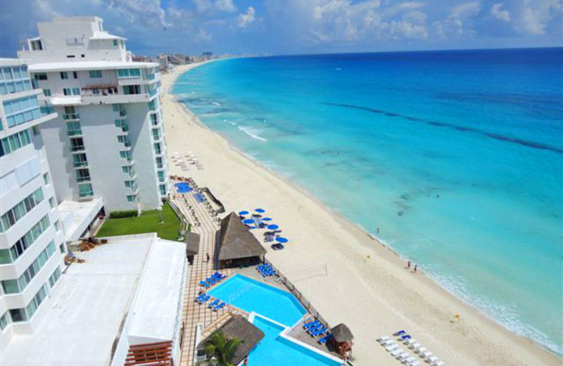 Exterior view of Hotel BelleVue Beach Paradise.