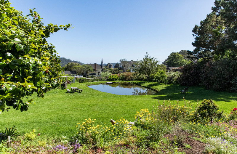 Farm house grounds at Alegria Oceanfront Inn & Cottages.