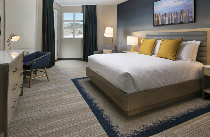 Guest room at Inn at the Pier.
