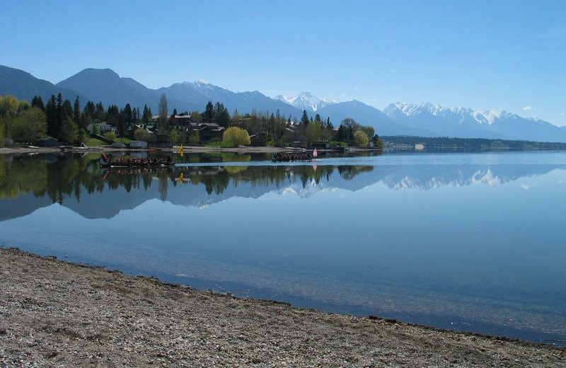 Lake near Windermere Creek Bed & Breakfast Cabins.