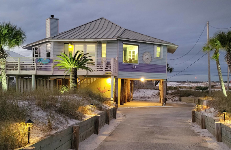 Rental exterior at Paradise Beach Homes.