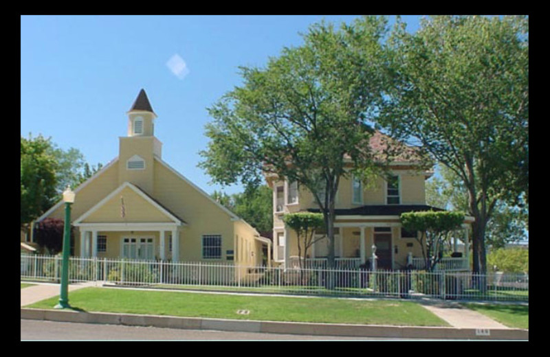 Exterior view of Chapel Inn.