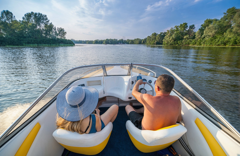 Lake at Blue Beaver Luxury Cabins.
