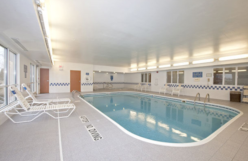 Indoor pool at Fairfield Inn Saginaw.