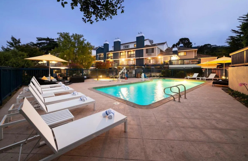 Outdoor pool at Mariposa Inn.