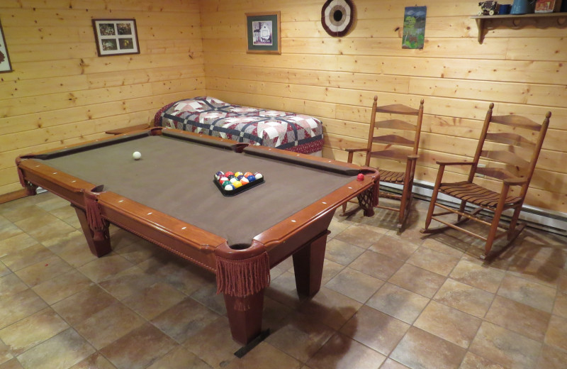 Cabin rec room at Creeks Crossing Cabins.