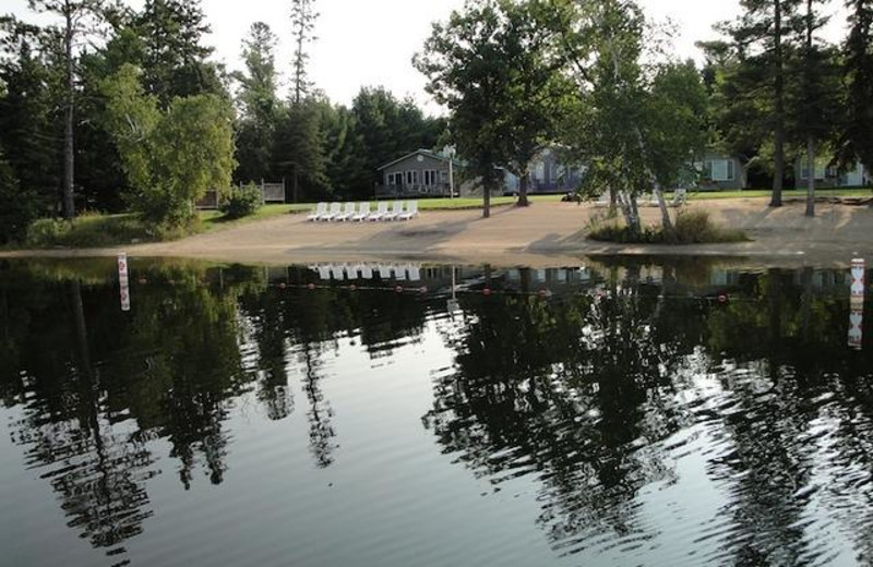 Lake Shore at Ice Cracking Lodge & Resort 