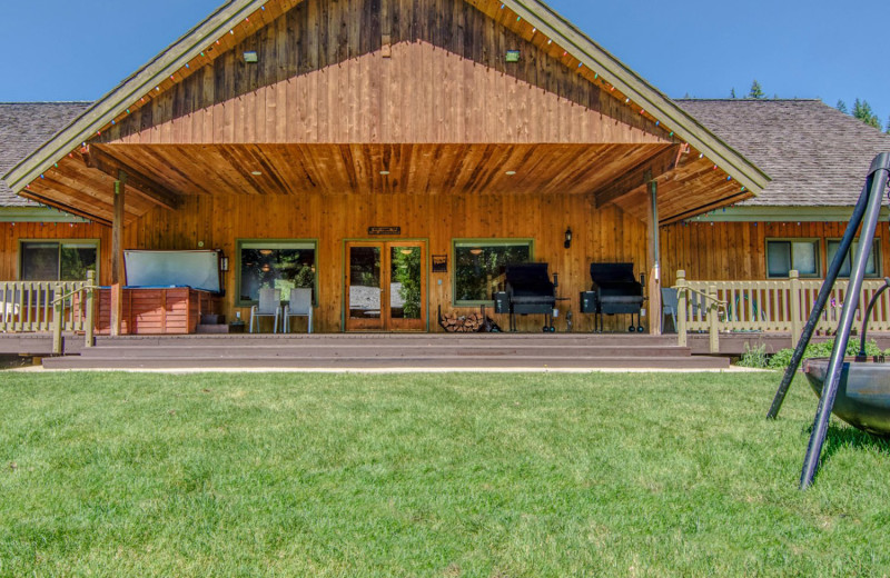 Cabin exterior at Mountain Springs Lodge.