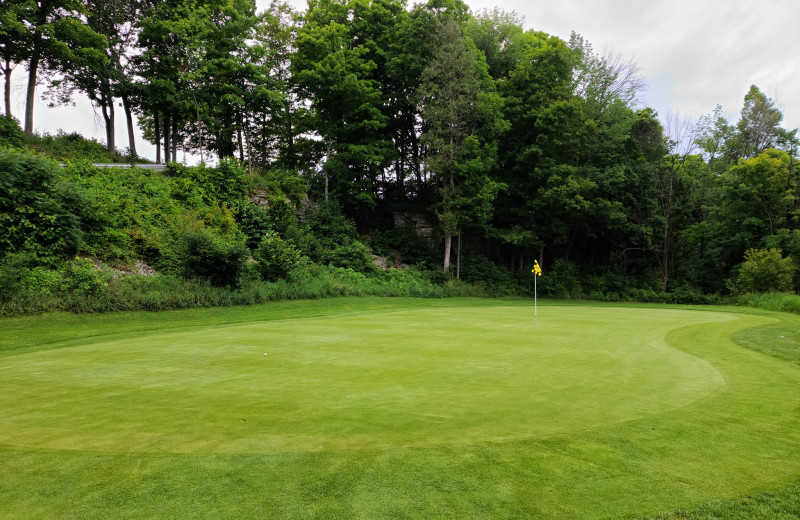 Golf at High Point Inn.