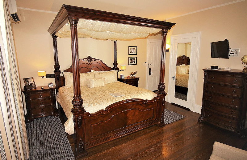 Guest room at Homestead Inn.