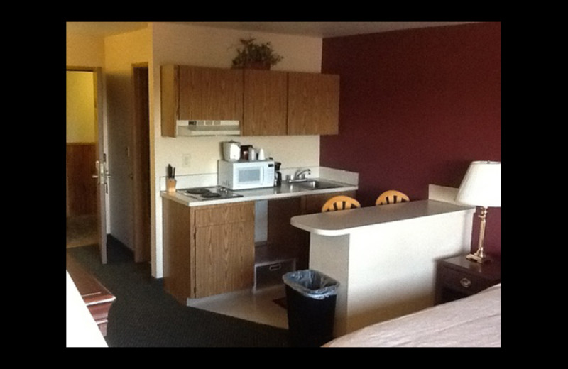 Guest kitchen at Midway Inn.