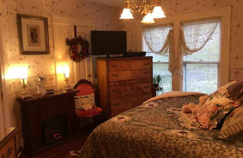 Guest room at T C Smith Inn Bed 