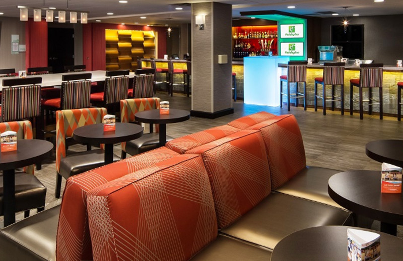 Holiday Inn Milwaukee Riverfront