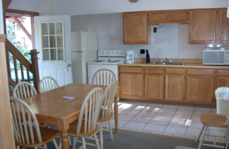 Townhouse kitchen at Boulders Resort.