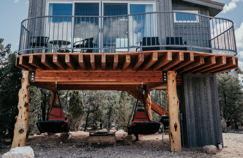 Exterior view of Stone Canyon Inn.