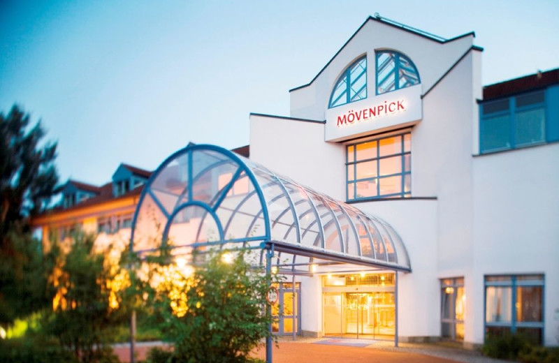 Exterior view of Mövenpick Munich-Airport.