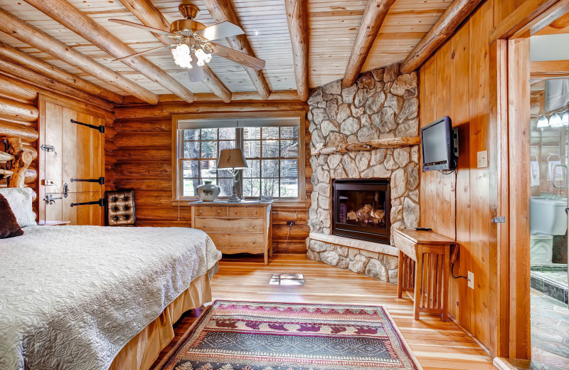 Guest room at Black Canyon Inn.