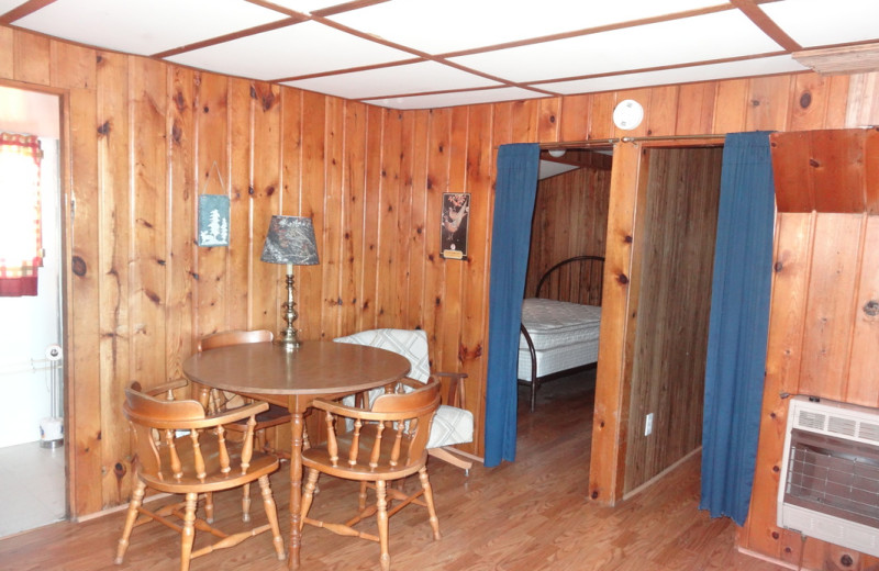 Cabin dining room at Twin Oaks Resort & RV Park.