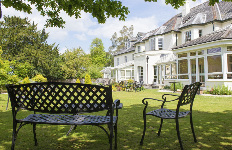 Exterior view of Woodlands Lodge Hotel.