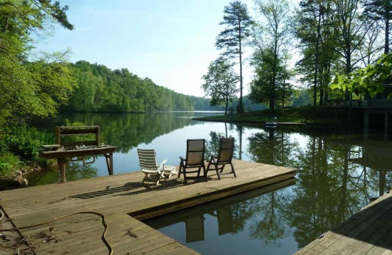 Dock at Mountain Rest Cabins and Campground.