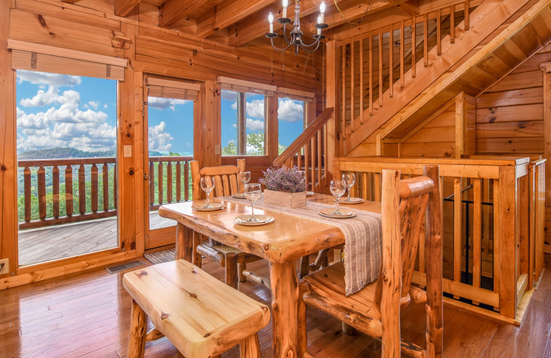 Dining area at American Patriot Getaways Eagle's Sunrise.