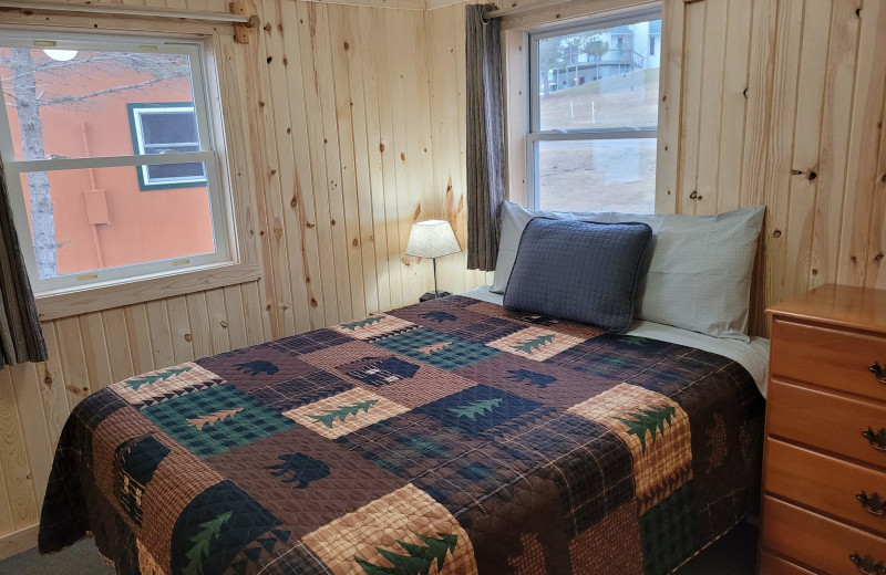 Cabin bedroom at Northern Lights Resort.