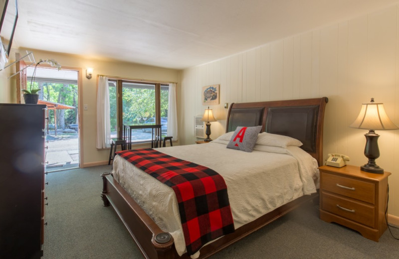 Guest room at Boulder Adventure Lodge.