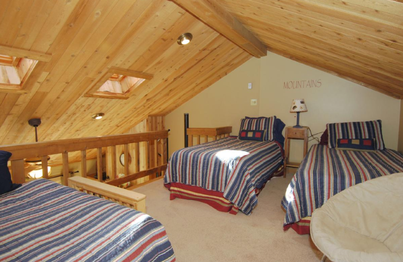 Vacation rental bedroom at Timberline Herzwoods and Northwoods Resort.