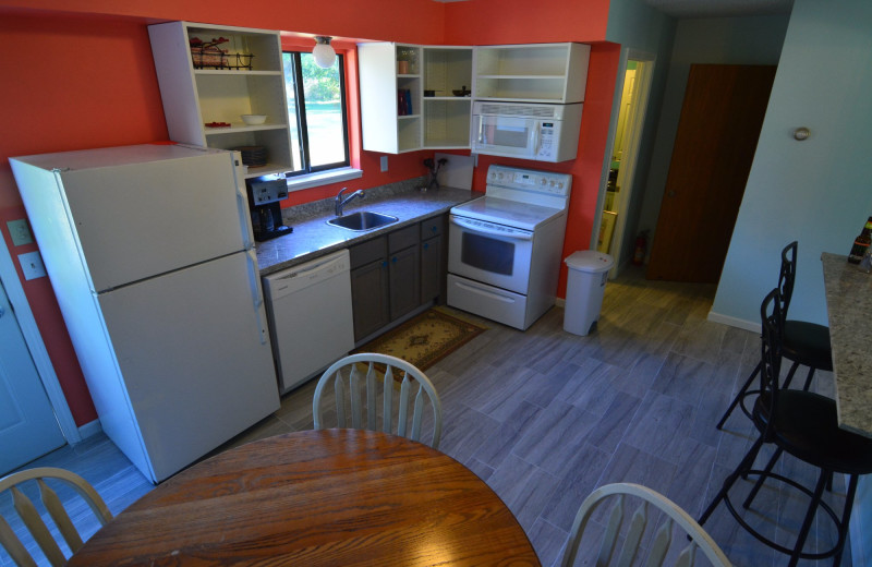 Guest kitchen at Hop & Vine Inn.