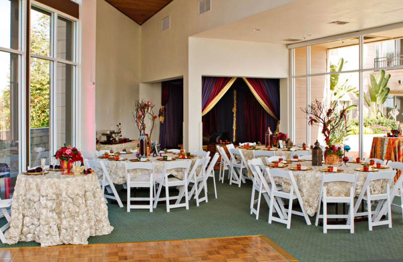 Wedding Services at the Carlsbad Seapointe Resort