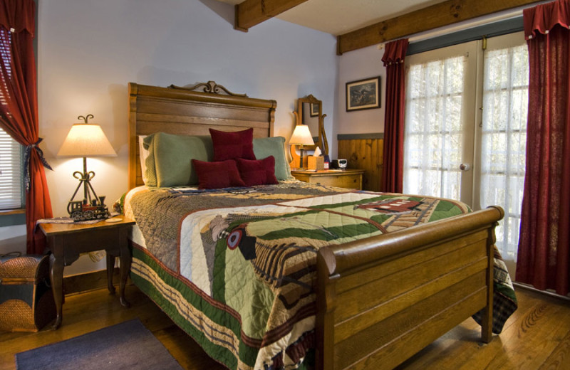 Guest room at Folkestone Inn B&B.