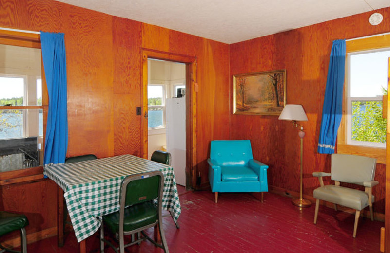 Guest room at Whitefish Bay Camp.