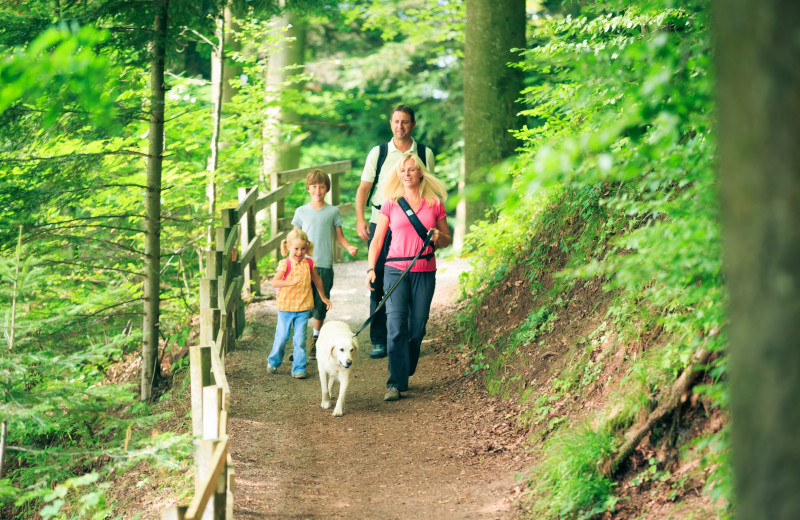 Family on a hike at Oceanfront Getaways.