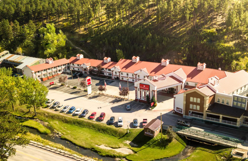 Exterior view of Ramada by Wyndham Keystone Near Mt Rushmore.