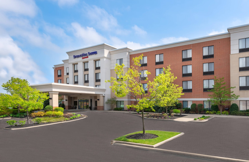 Exterior view of SpringHill Suites Cleveland Solon.