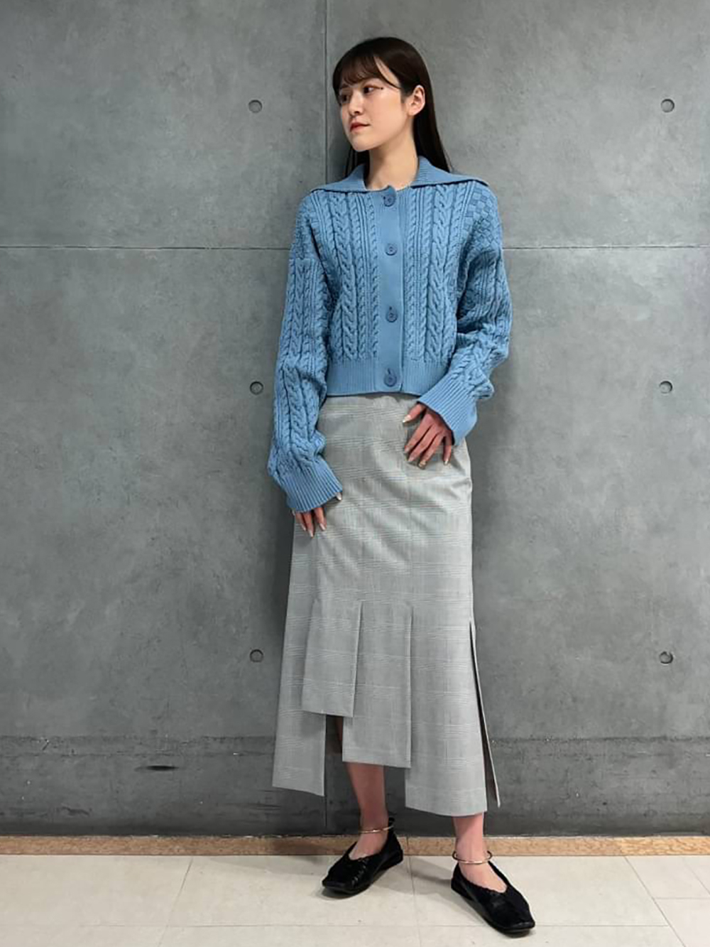 【美品】ルシェルブルー　ホワイト・ブラックパターン長袖ニット　ジャガード 工場 直営 店ファッション - 【美品】ルシェルブルー ホワイト