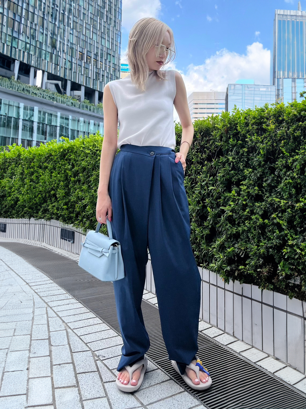LE CIEL BLEU official