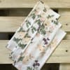 Bézs virágos farmernadrág szár | Eethy Fashion Bézs virágos farmernadrág szár | Eethy Fashion