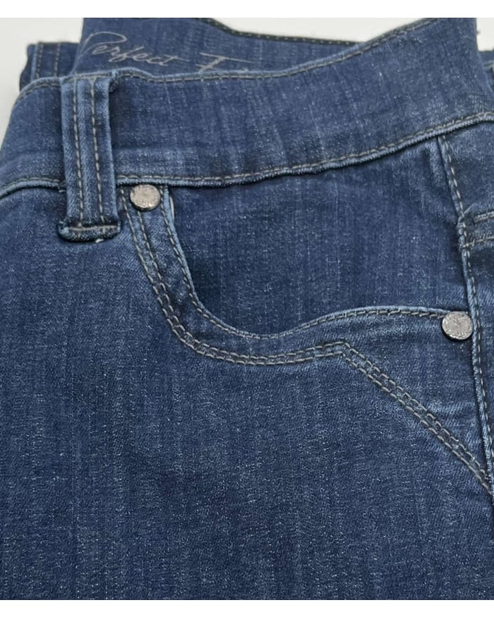 a close up of a pair of jeans