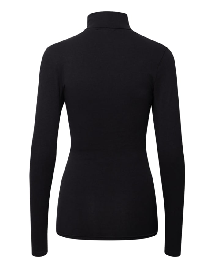 a black shirt with long sleeves