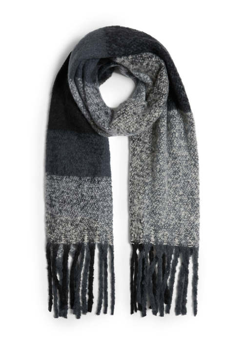 a black and grey scarf