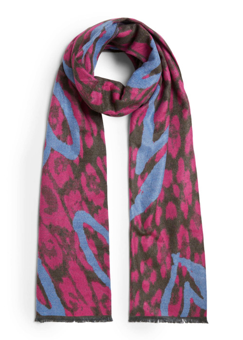 a pink and blue scarf