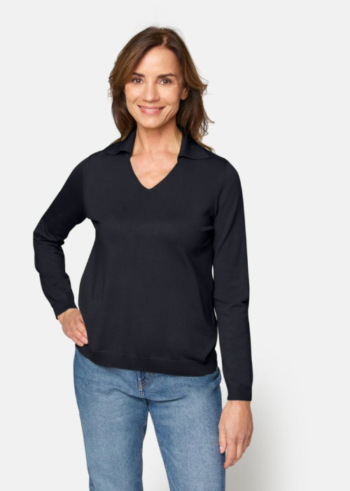 a woman in a black shirt