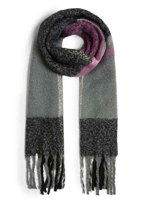 a scarf with fringes on it