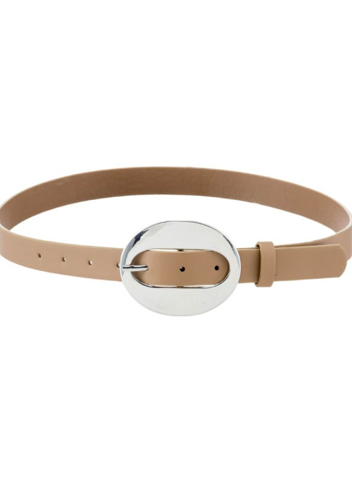 a belt with a round buckle