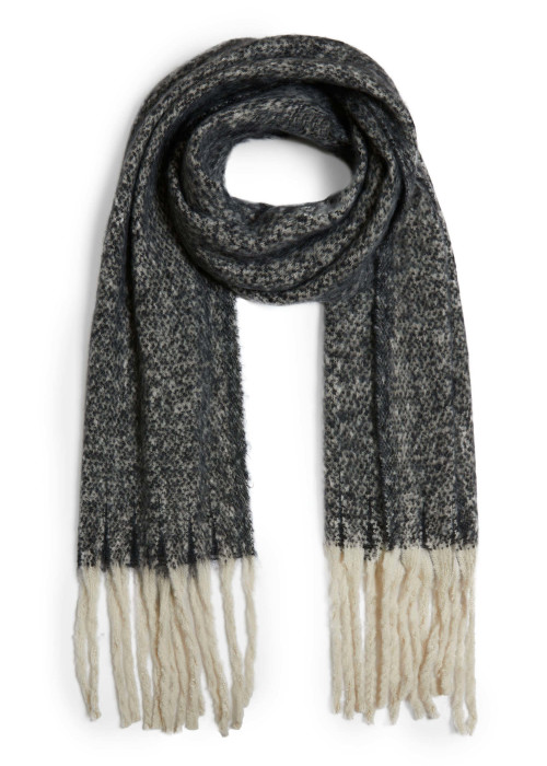 a black and white scarf