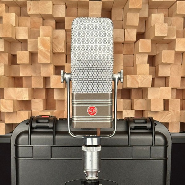RCA 44-BX Ribbon Microphone