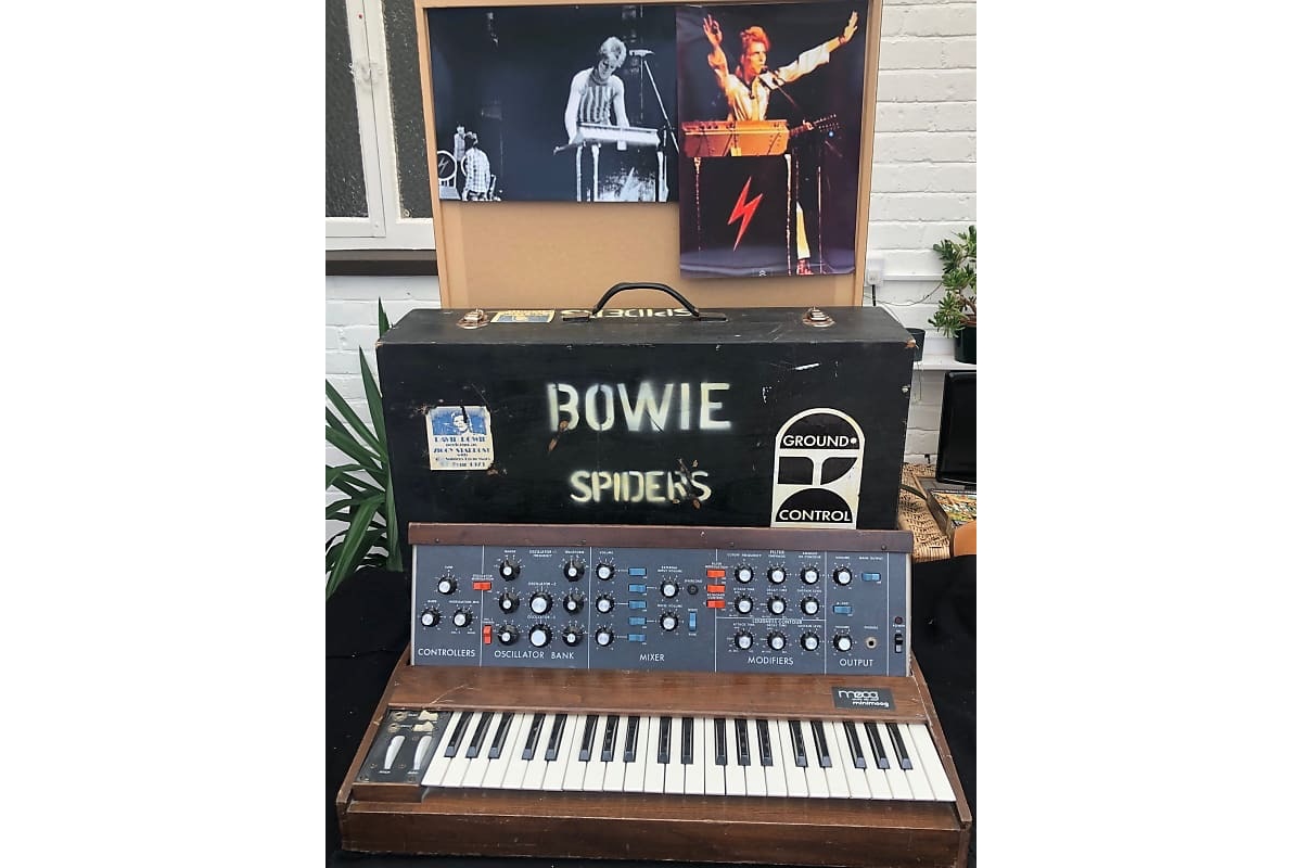 Ziggy Stardyst Moog Minimoog 1